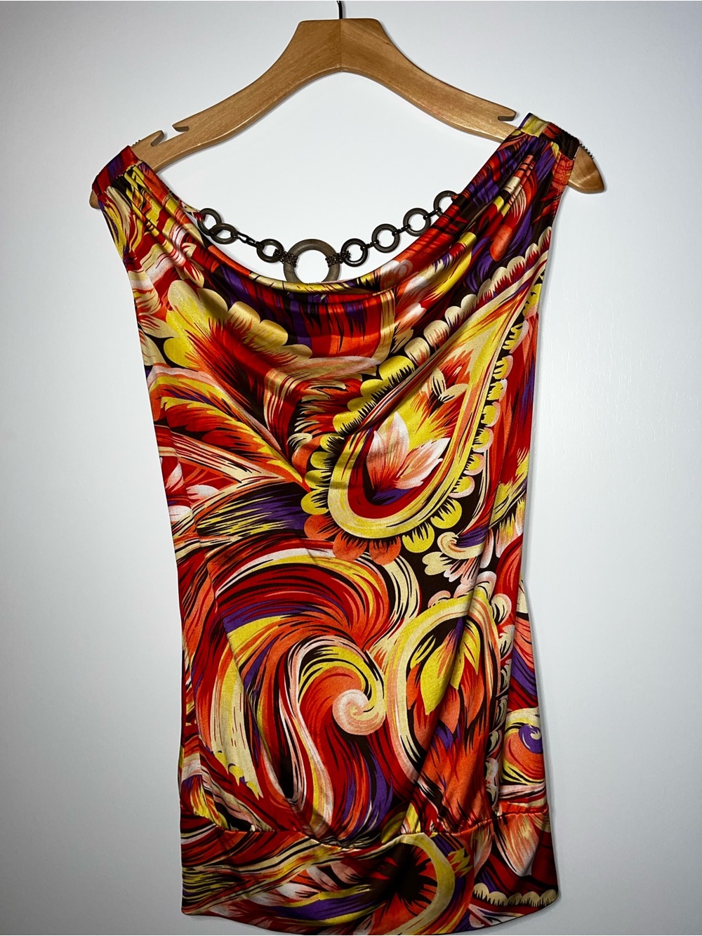 Y2K style Vibrant Multicolor Chain-back Sleeveless Top